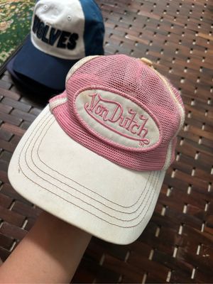 topi von dutch pink