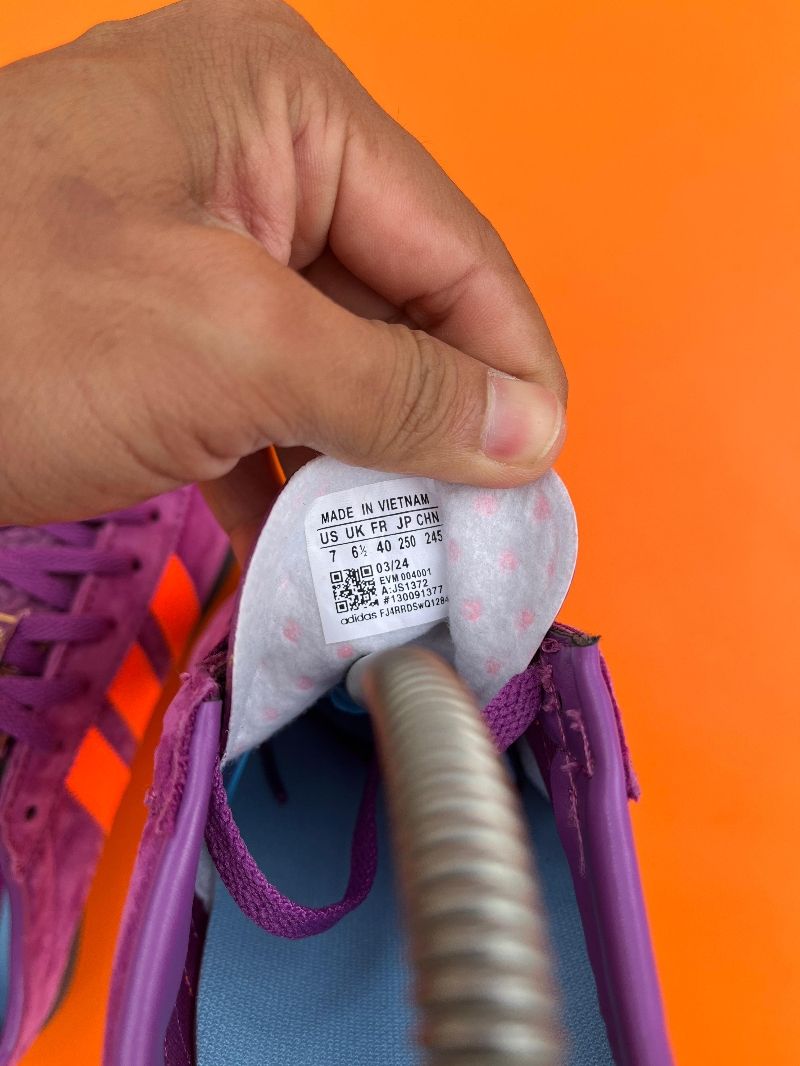 Adidas shanghai, foto 2