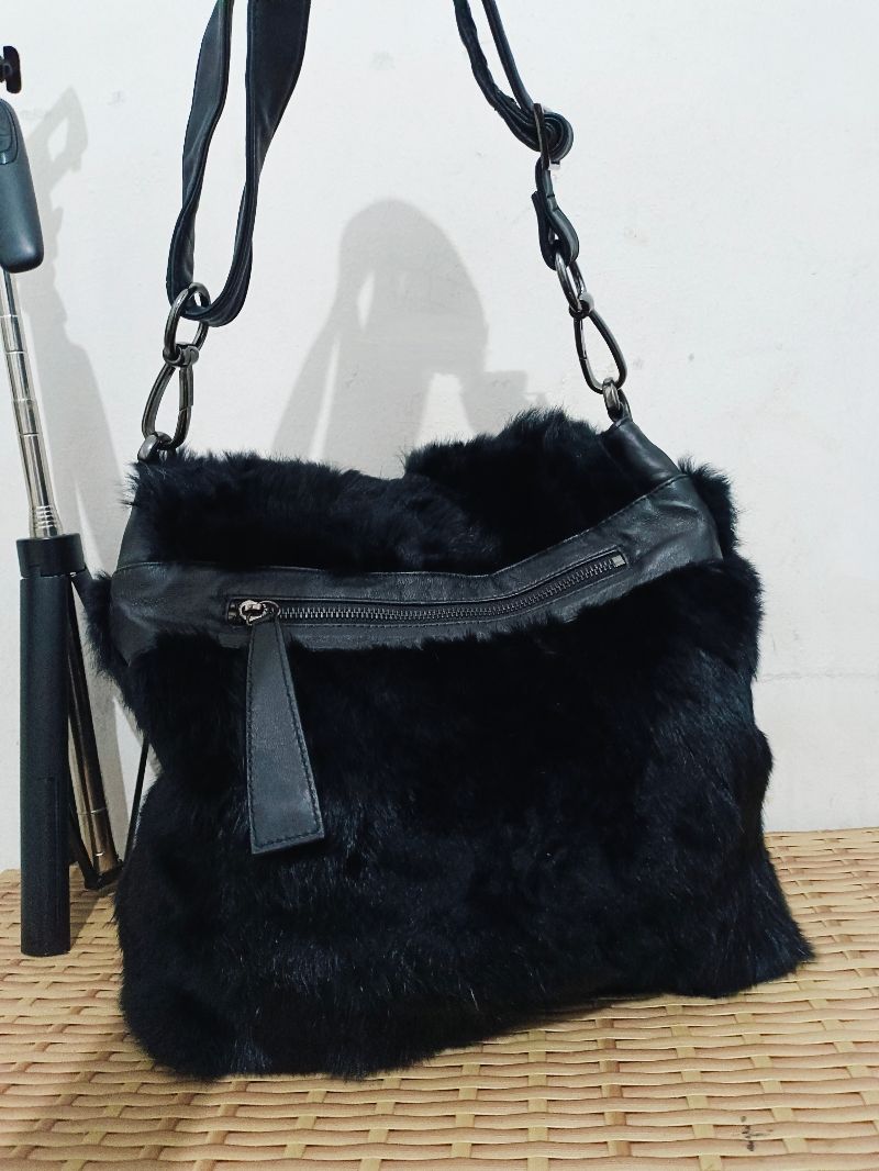 Tas KH design kulit asli mix bulu, foto 3