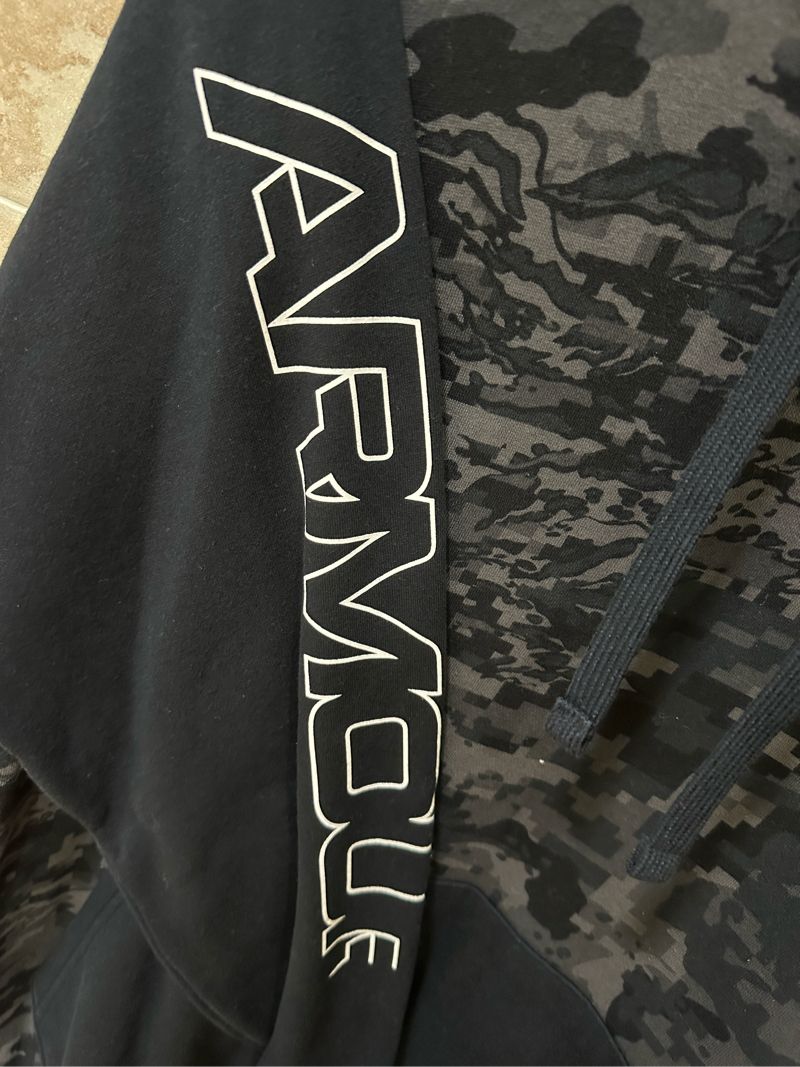 UNDER ARMOUR BLACK CAMO HOODIE, foto 3