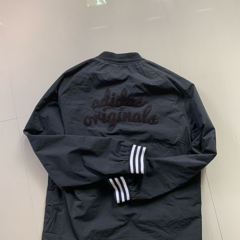 Varsity Adidas, foto 3