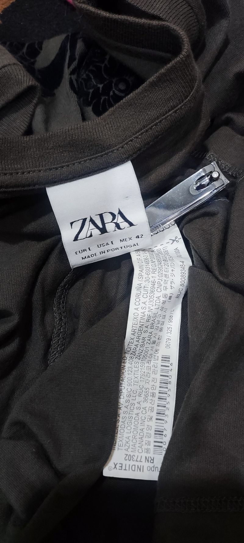 ZARA Ancient Reborn Tshirt, foto 7