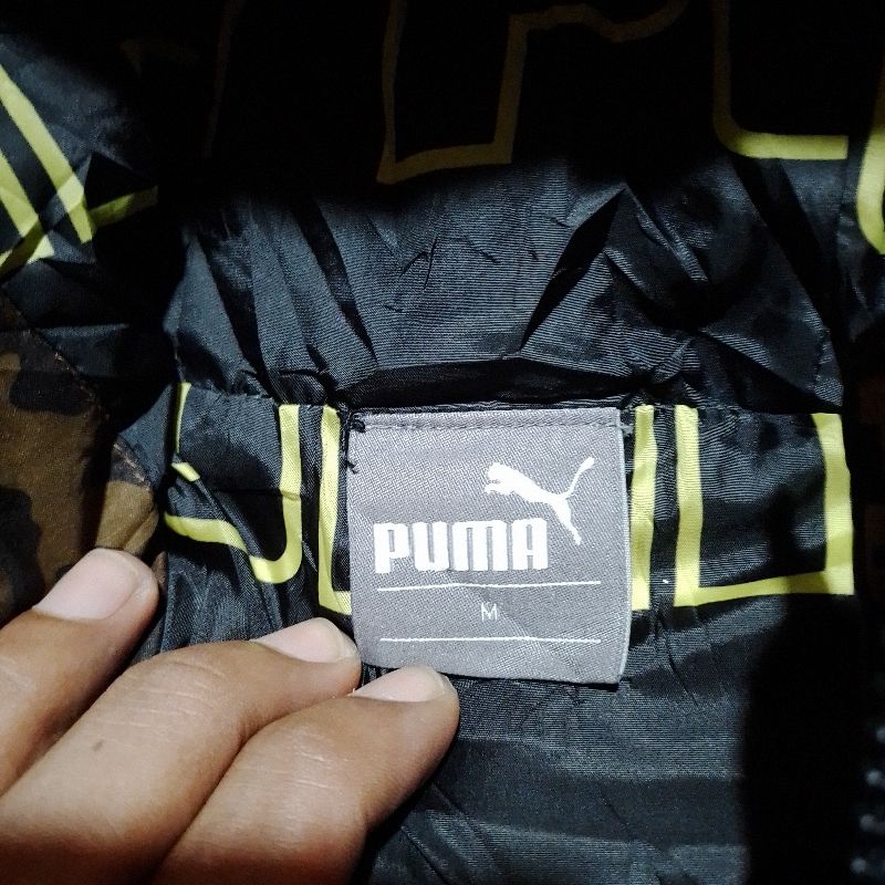 Jaket Bulang PUMA LEOPARD Preloved, foto 4