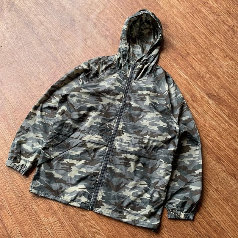 Uniqlo camo jacket windbreaker pocketable, foto 2