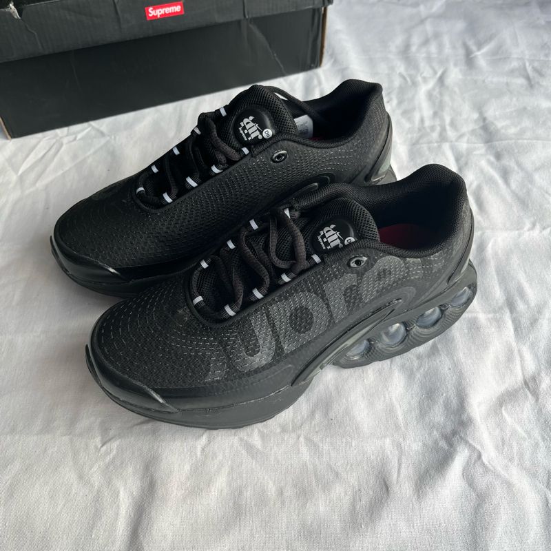NIKE DN x SUPREME, foto 3