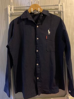 Kemeja slim fit