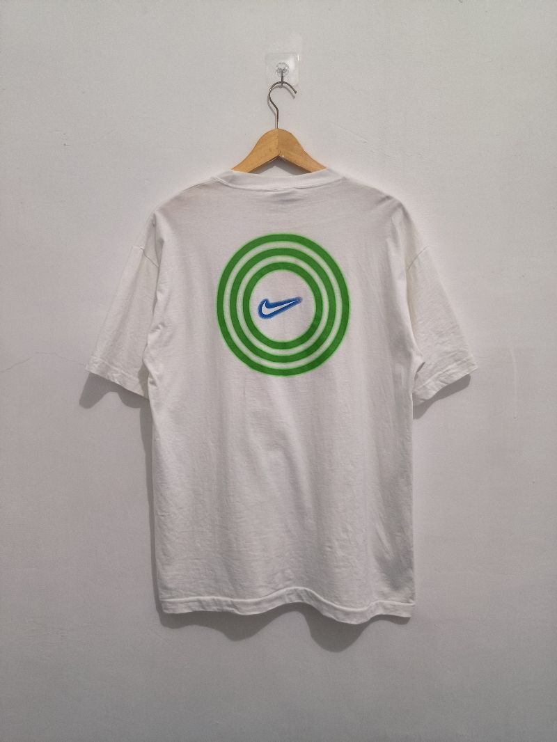 KAOS TSHIRT VINTAGE 90S NIKE BULLSEYE Preloved
