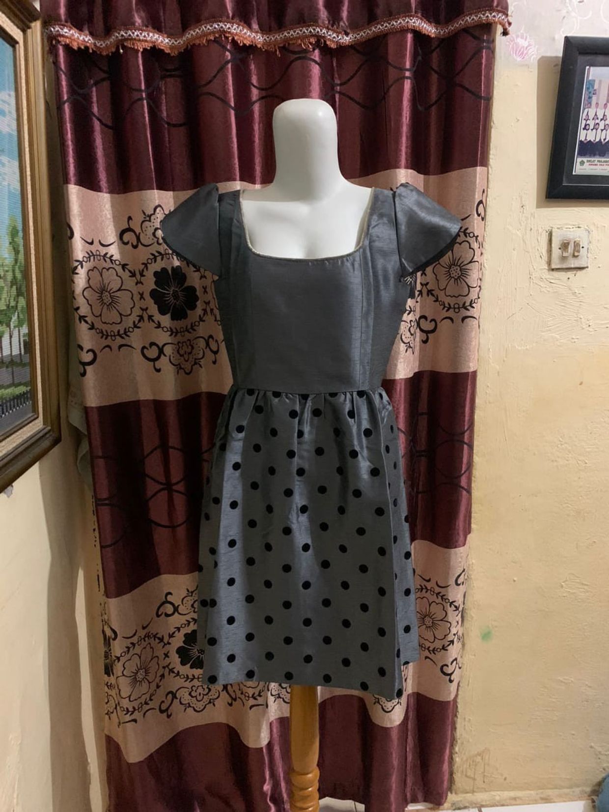 Vintage Babydoll dress Wanita silver gray