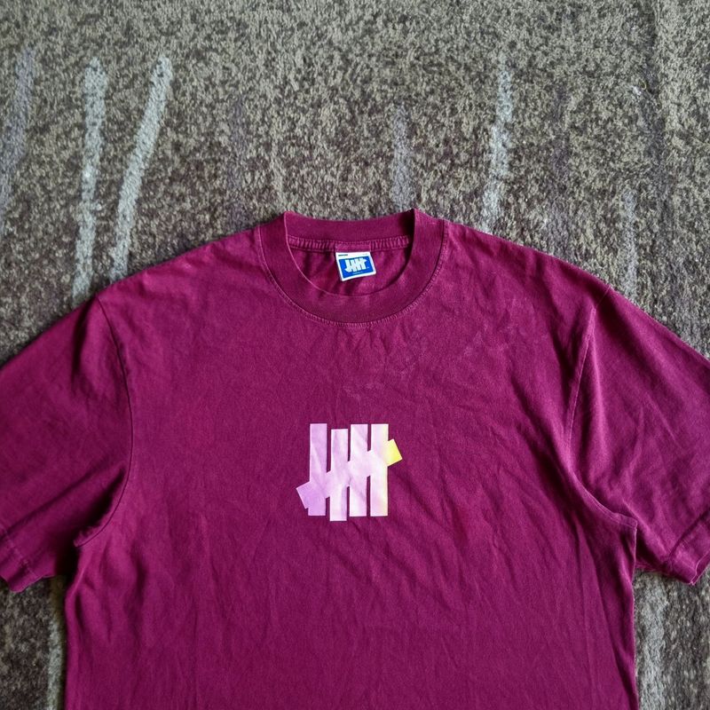 Kaos Undefeated, foto 2