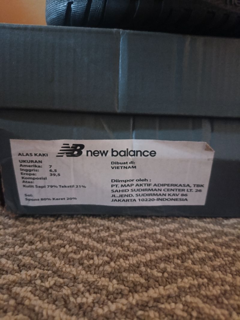 NB 550 GS Triple Black, foto 4