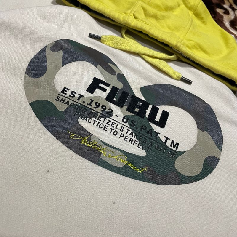 Fubu hoodie, foto 3