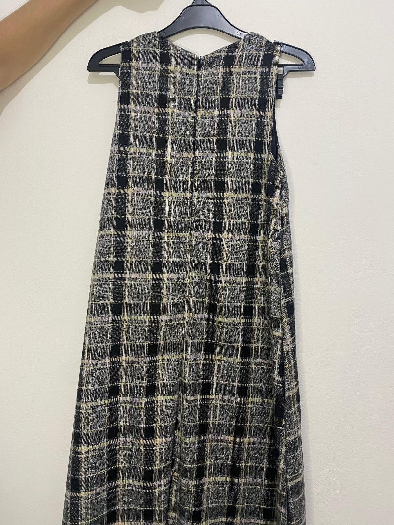 This is April Plaid Dress, foto 2