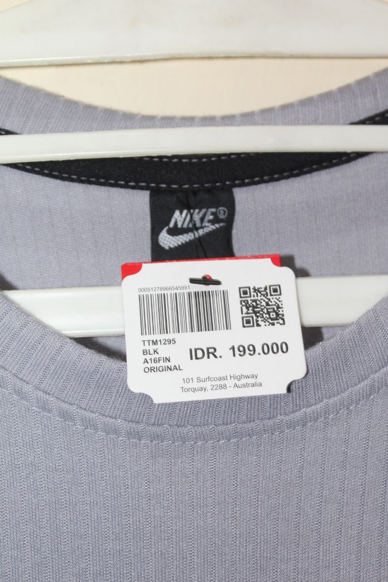Kaos Nike, foto 3