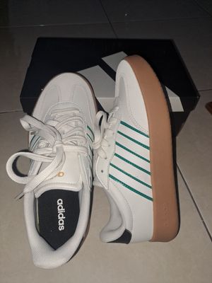 Adidas Bareda Tennis
