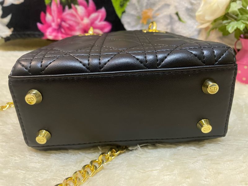 Preloved sling bag lady dior, foto 3