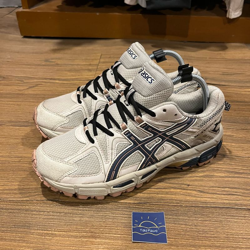 Asics Gel Kahana Sand Size 42 insole 26,5cm Preloved