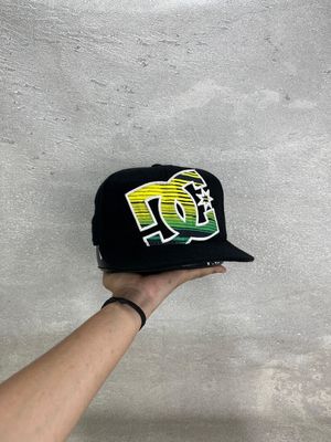 Topi Fitted
