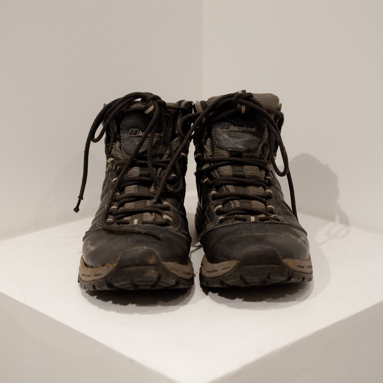 Berghaus Grunge Cottagecore Ankle boots Pria black gray