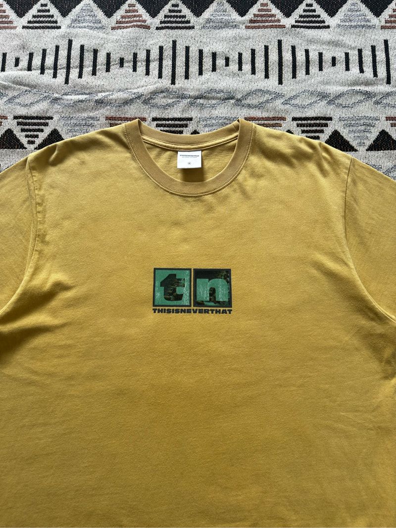 THISISNEVERTHAT Shooting T-shirt - Yellow, foto 3