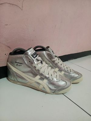 Onitsuka Tiger Midrun Tokyo silver white