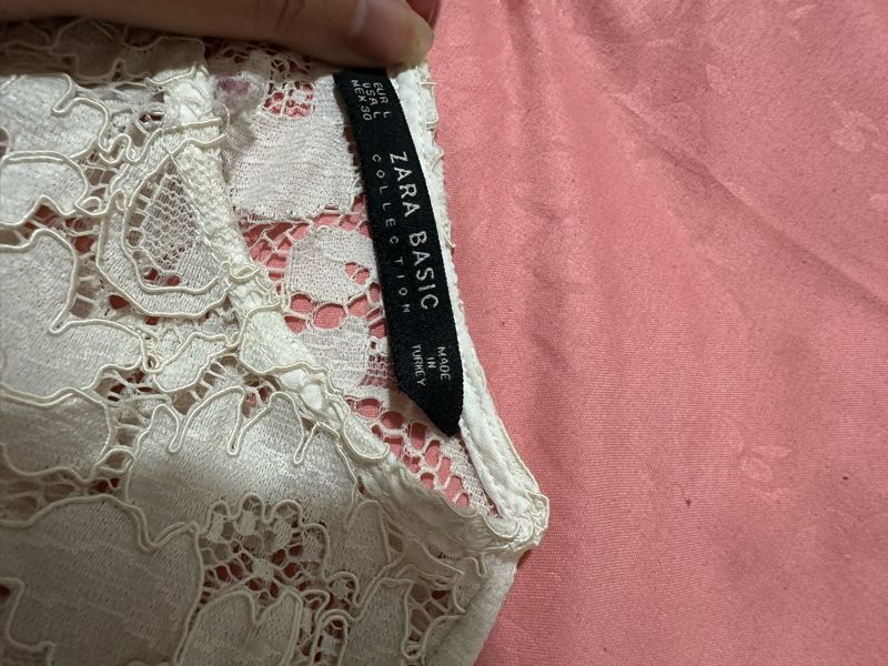 atasan zara biru muda dengan renda, foto 2