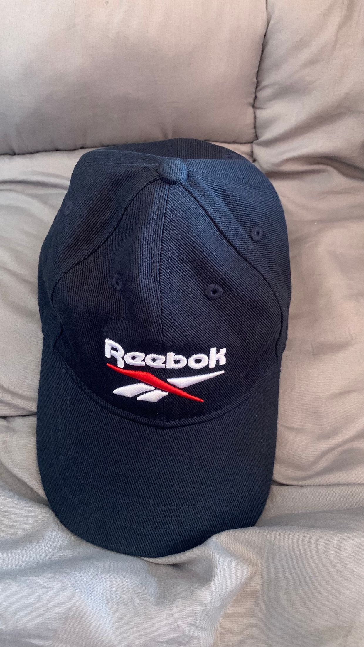 Reebok Sportswear Casual Hat Pria navy
