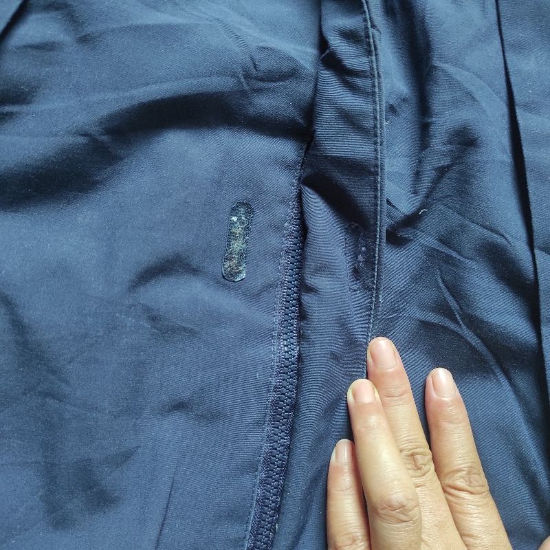 UNIQLO jaket tebal anak, foto 6