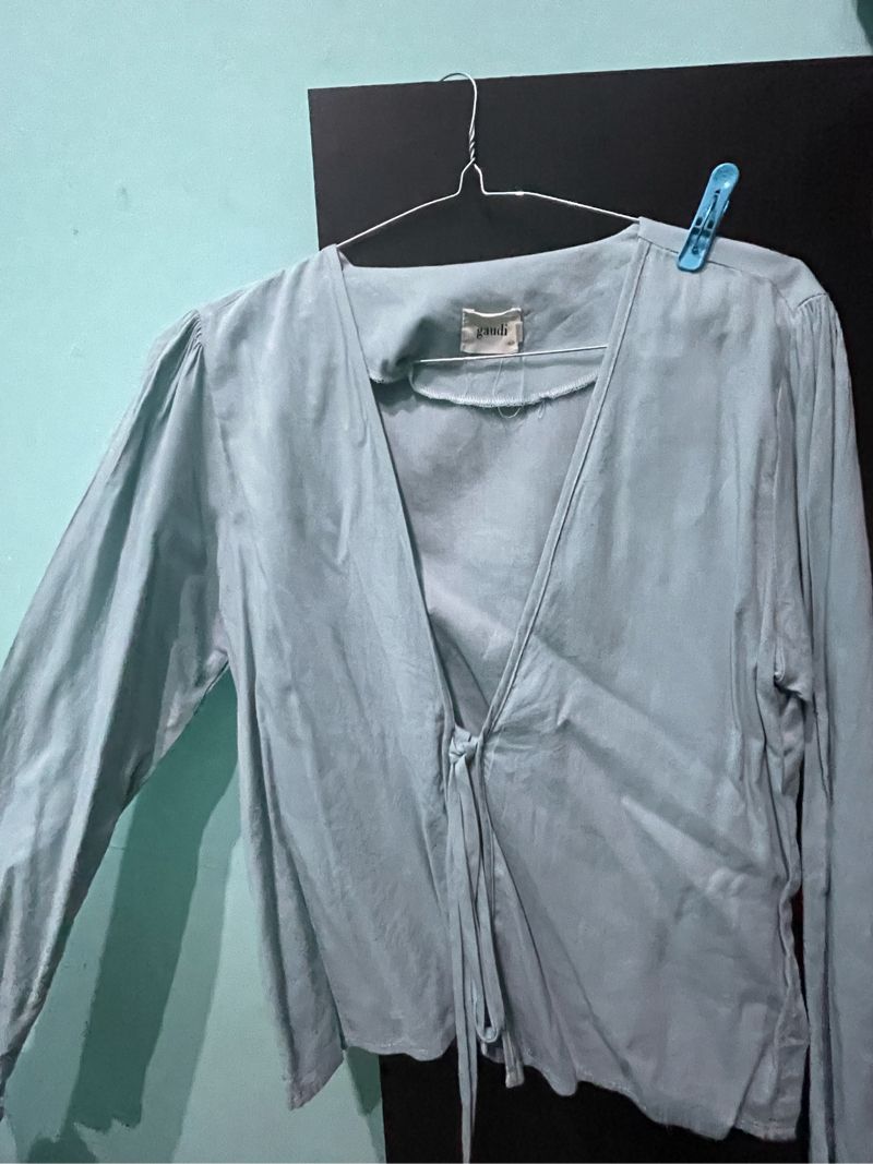 Kemeja dan Outwear, foto 3