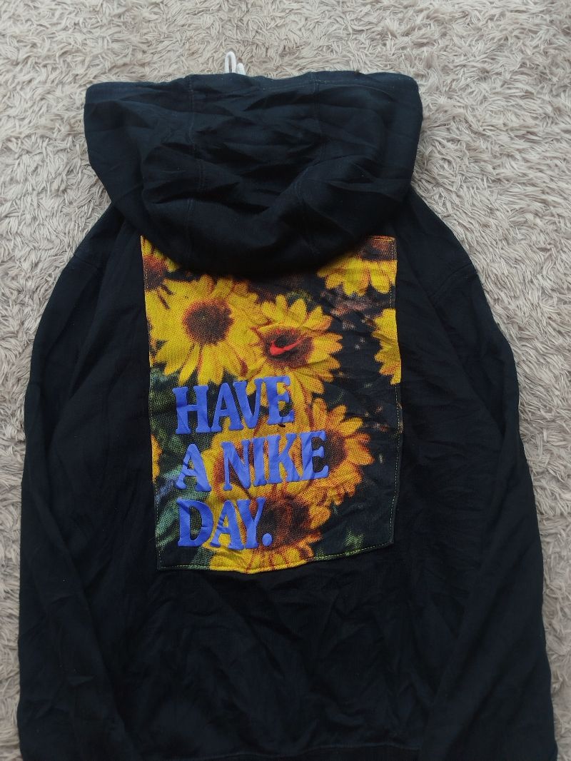 Hoodie hitam Nike “Have A Nike Day” - Main Image