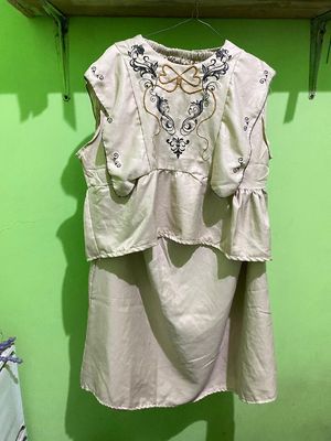 Setelan wanita blouse wanita dan rok button
