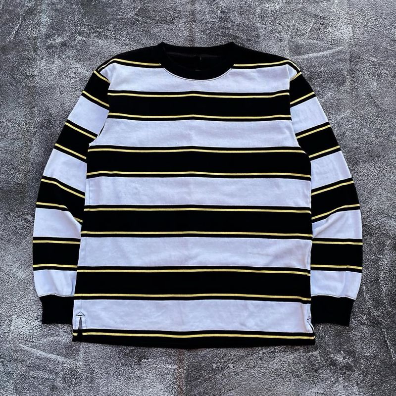 UNIQLO SALUR DYLAN, foto 2