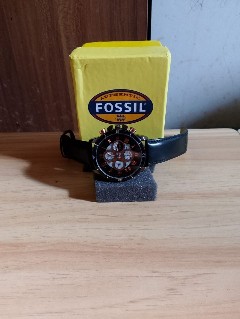 jam tangan analog fossil, foto 2