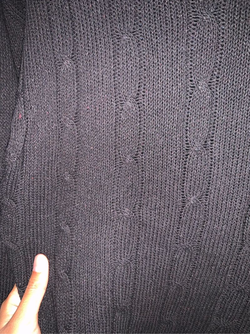 crop top hitam, foto 3