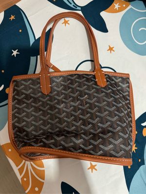 goyard mirror