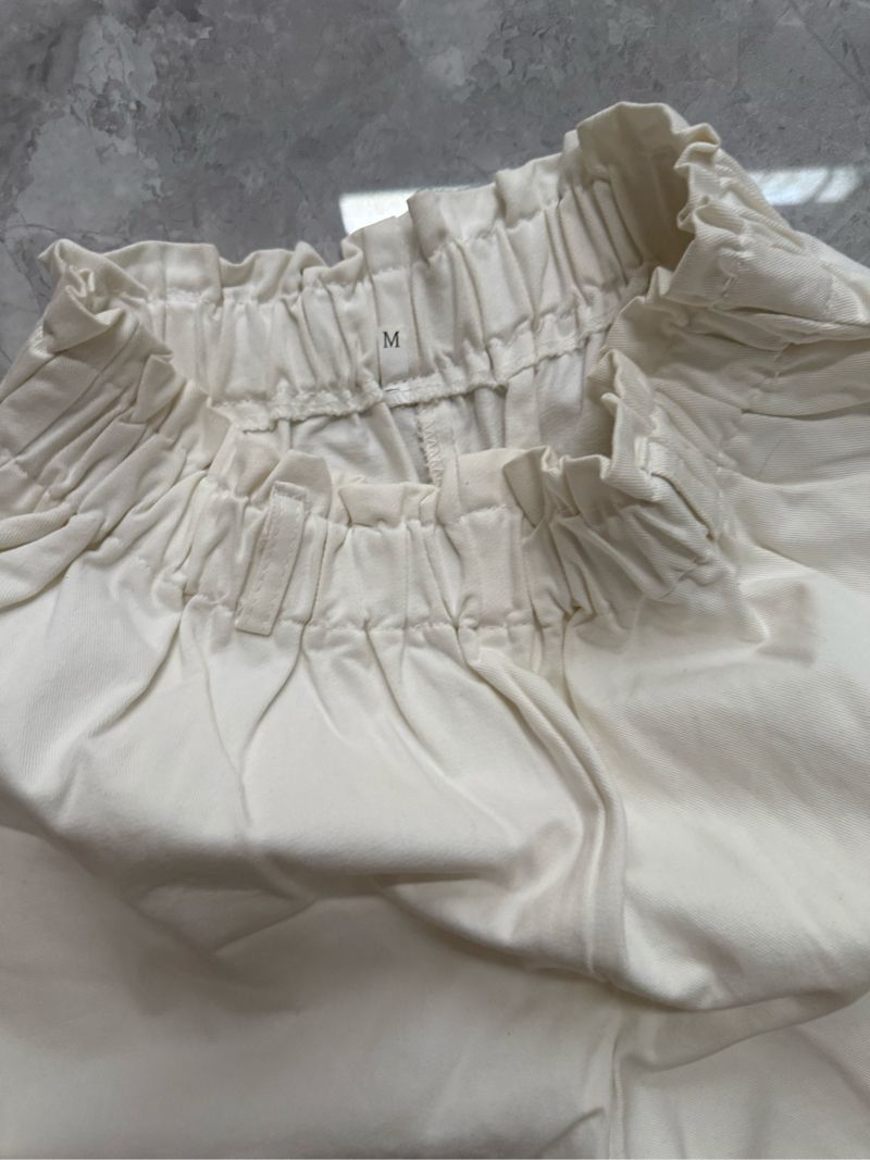 white pants, foto 2