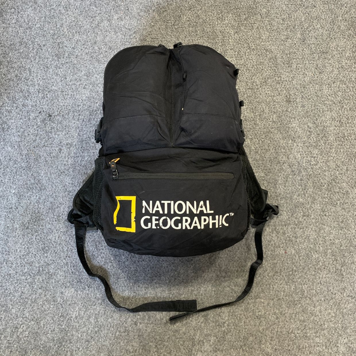 National Geographic Streetwear Sportswear Bag Pria black
