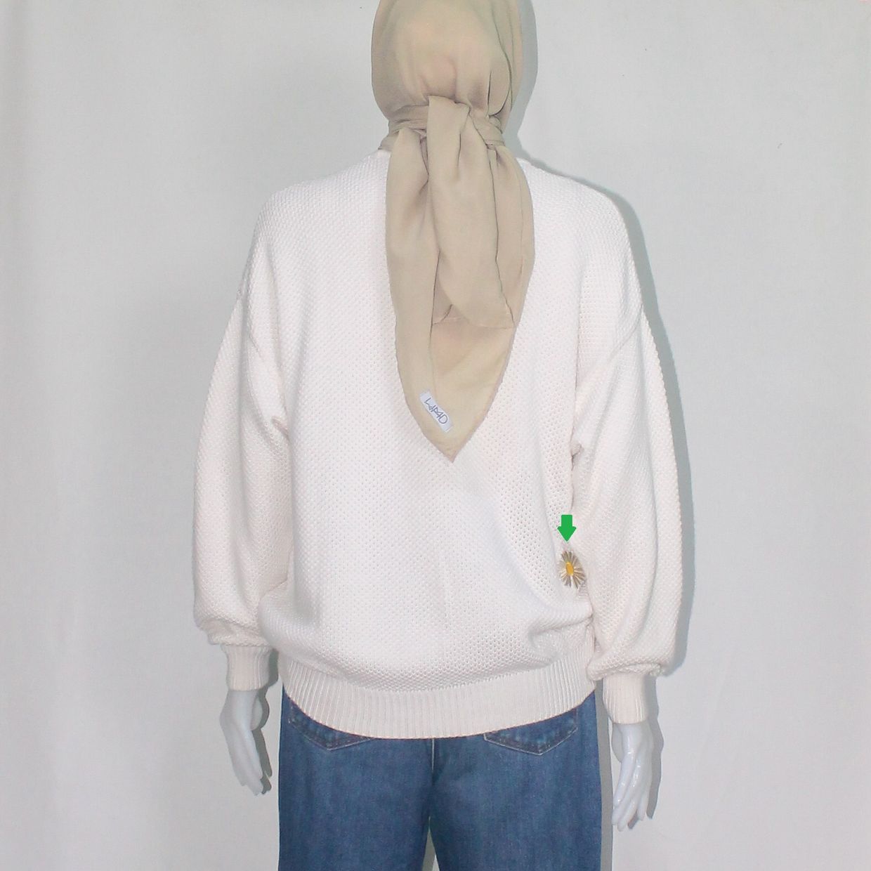 (Altered) Knit Sweater Daisy Flower Patch, foto 6