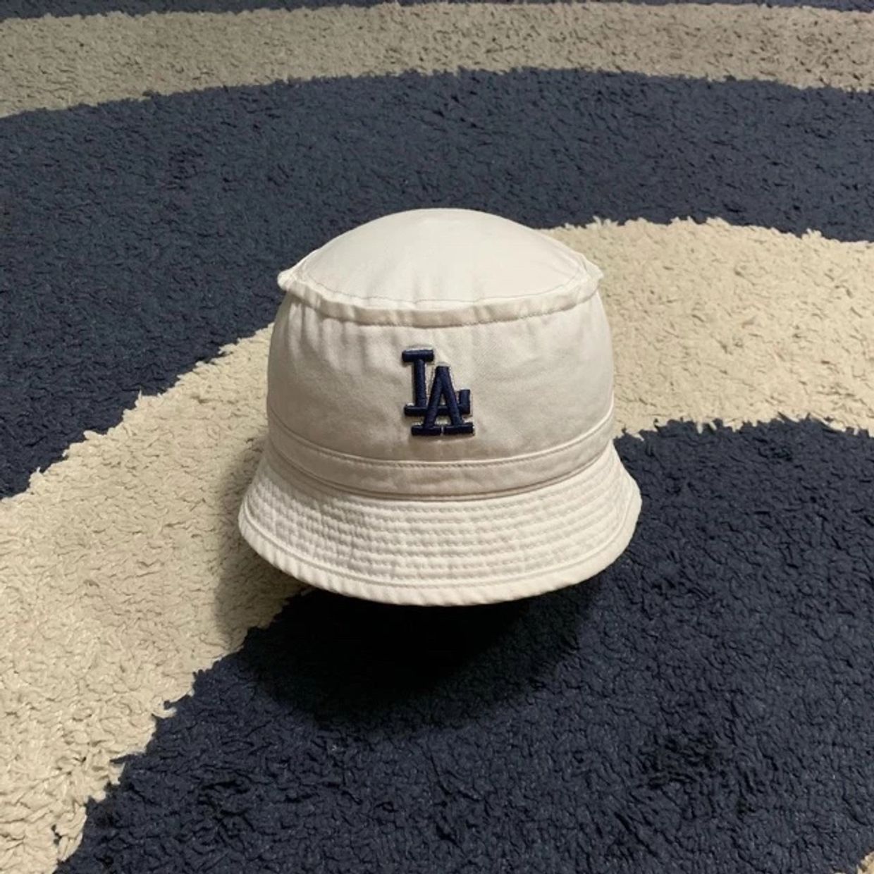 MLB Minimalist Casual Hat Wanita white