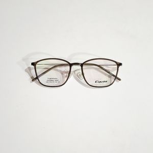 Kacamata Minimalist Simple
