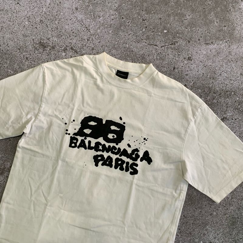 Tshirt Balenciaga Second Preloved, foto 3