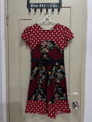 Dress batik Merah