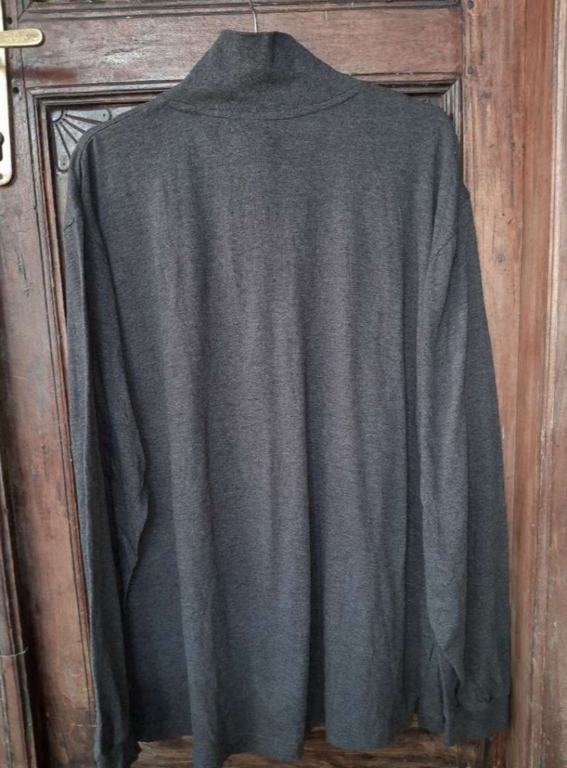 Givenchy sweater, foto 2
