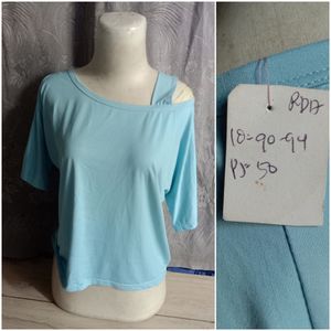 Atasan Sabrina biru