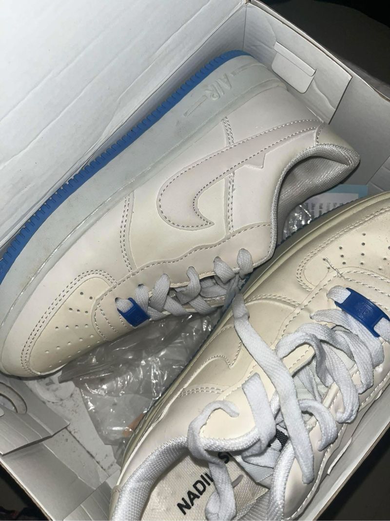 Nike Air Force bisa berubah warna Preloved