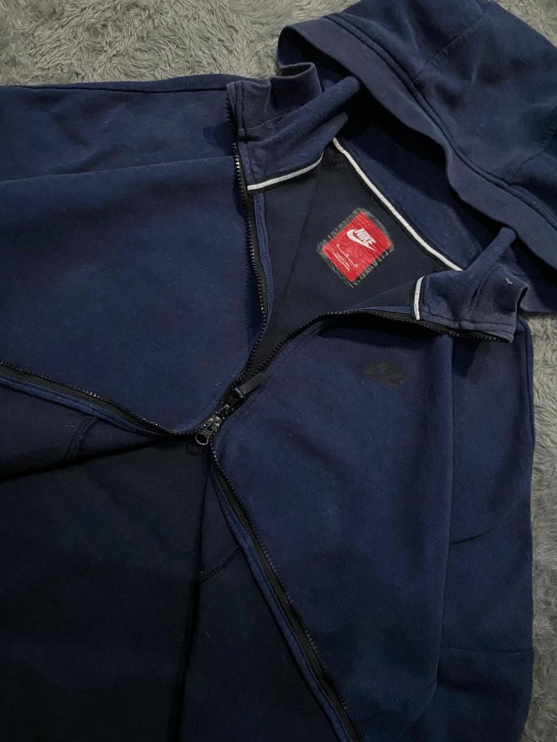 ZHIP DOUBLE HOODIE NIKE TECH, foto 3