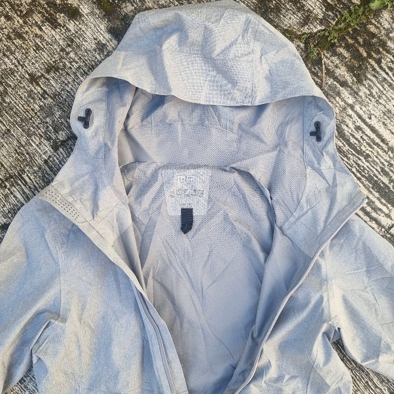 Uniqlo blocktech like new, foto 2