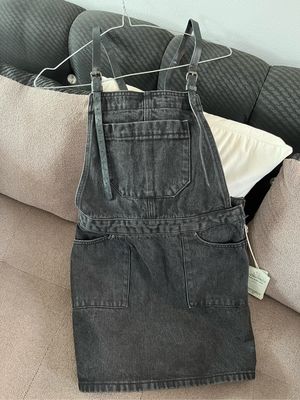 Overall wanita
