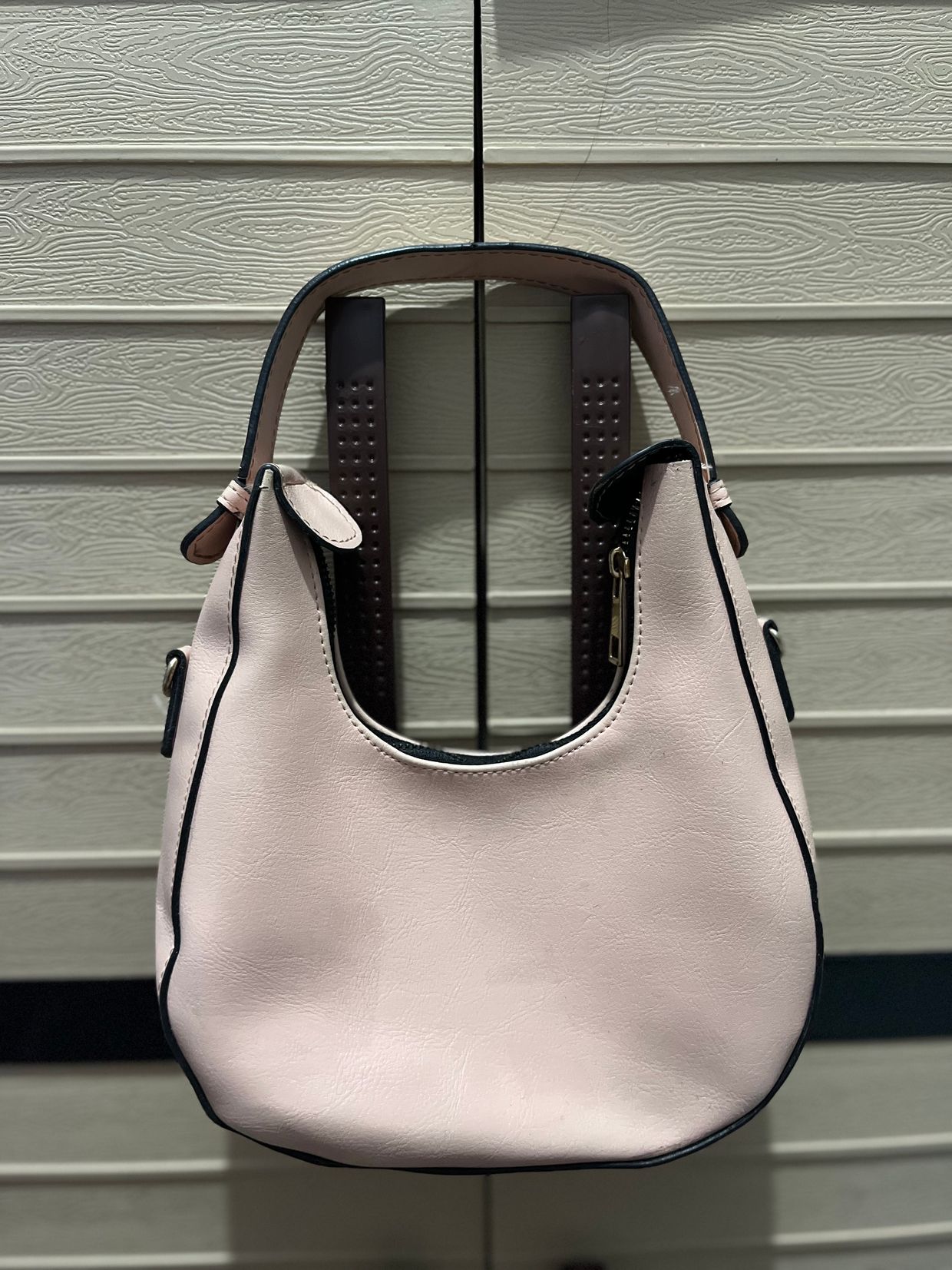 Coquette Shoulder bag Wanita pink