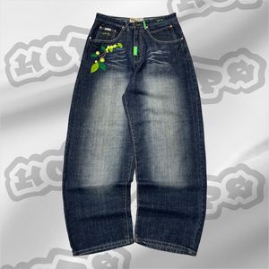 baggy pants