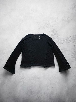 YRNX X HECATE FLARED LONGSLEEVE